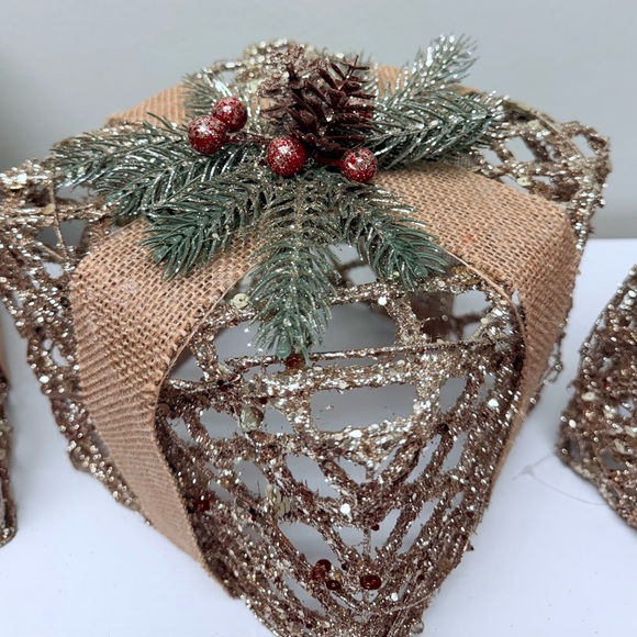 New Hobby Lobby Set of 3 Glitter & Pine Metal Holiday Gift Boxes Decor - Picture 6 of 14